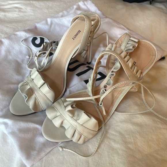 Schutz Irem in Pearl - Picture 5 of 6